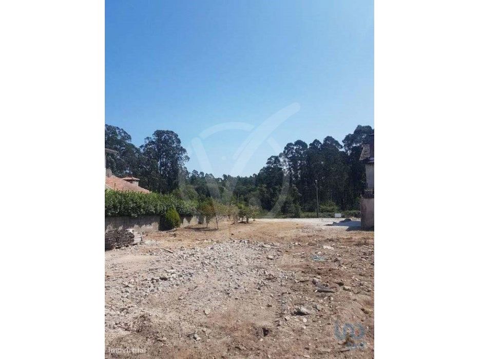 Terreno com 1176m2 para construção em Barqueiros