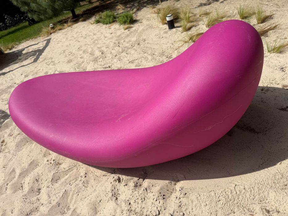 Designerski lezak ogrodowy kanapa