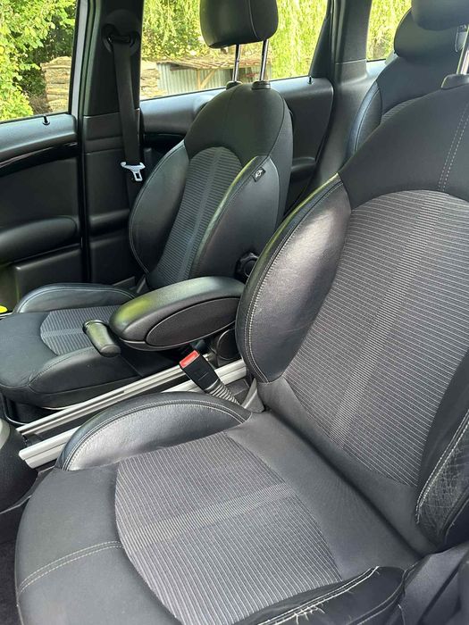 Mini country mam 4x4 S line