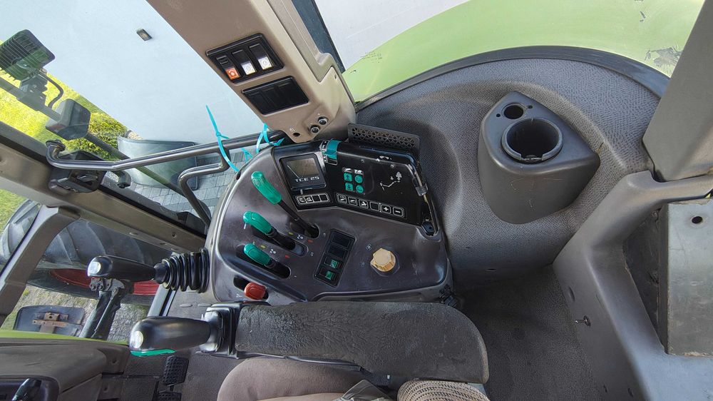 Claas Ares 836 RZ 205 KM