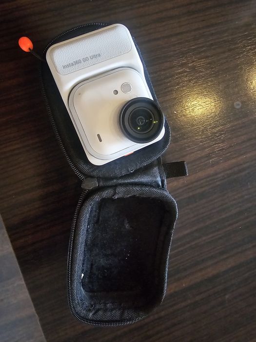 Insta 360 go ultra