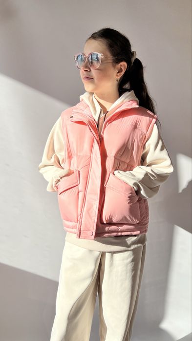 Жилетка вітро та вологозахисна