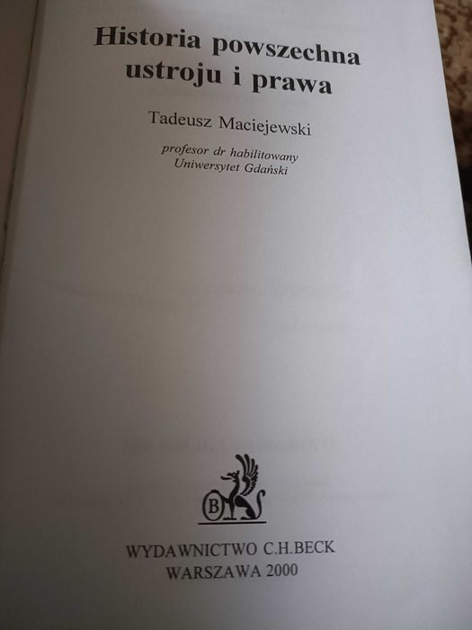 Historia ustroju i prawa