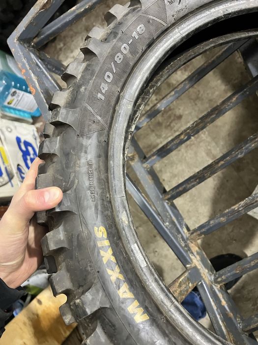 Продам мото гуму, резина скати, покришки, колеса є р18 р19 та р21