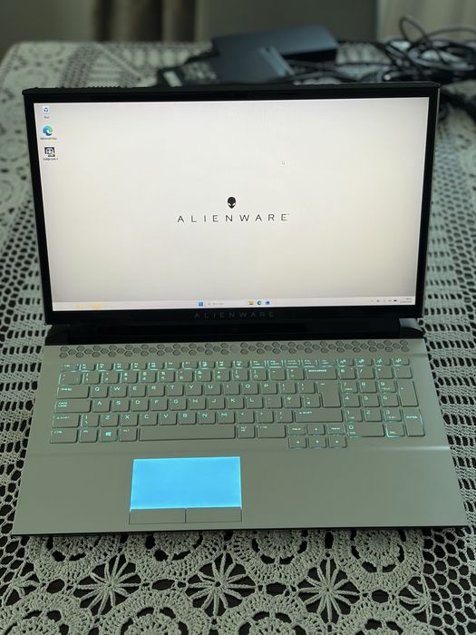 Laptop Alienware 51m-R2 | i9-10900 | Rtx 2080 Super 200W