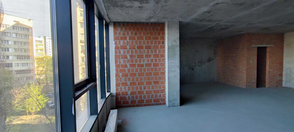 Нова 2 кімнатна квартира у продажу! Вікна виходять у двір! Печерський район. Без комісії!