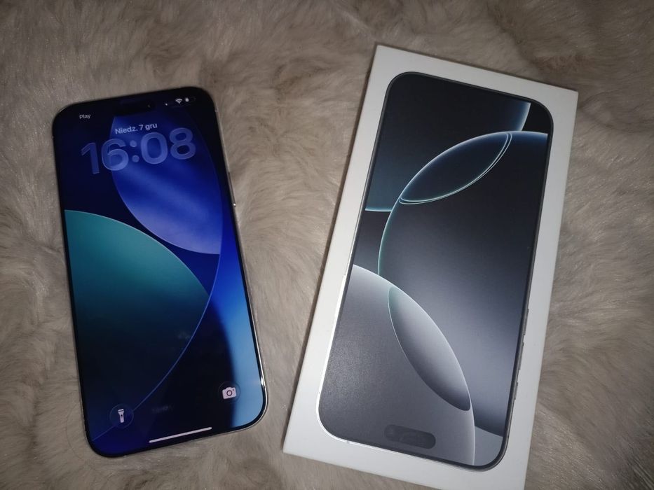 Nowy iPhone 16 Pro Max