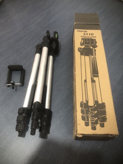 Тренога штатив для телефона , уровня и тд.