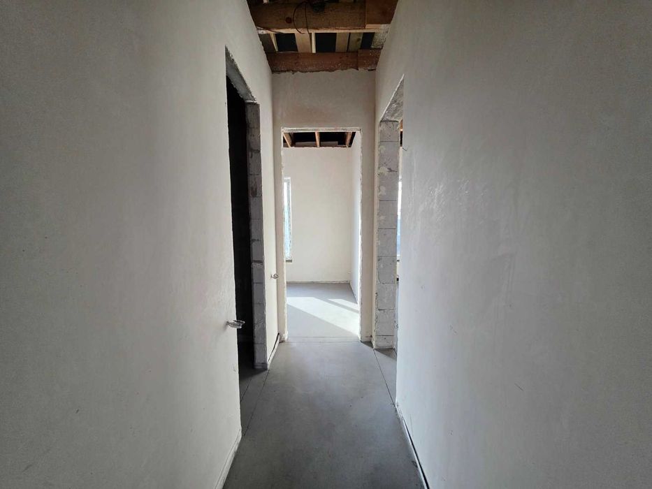 Тарасівка вул Павлюченка будинок 120м.кв. 5 соток землі