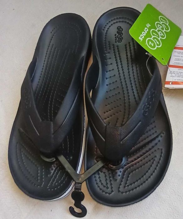 Продам крутые вьетнамки Crocs M7W9, 41 размера, стелька 26.5см Новые