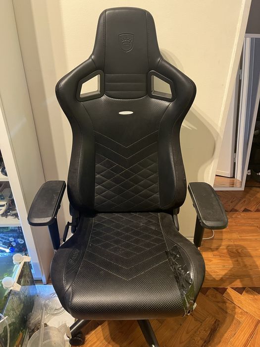 Cadeira gaming usada