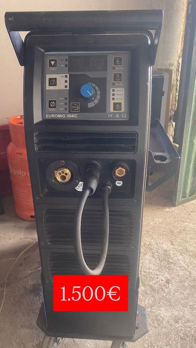 Máquina de soldadura 300amp. Trifasica