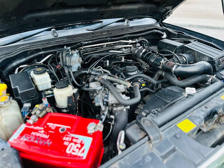 Продам Nissan Pathfinder 2,5 дизель полный привод