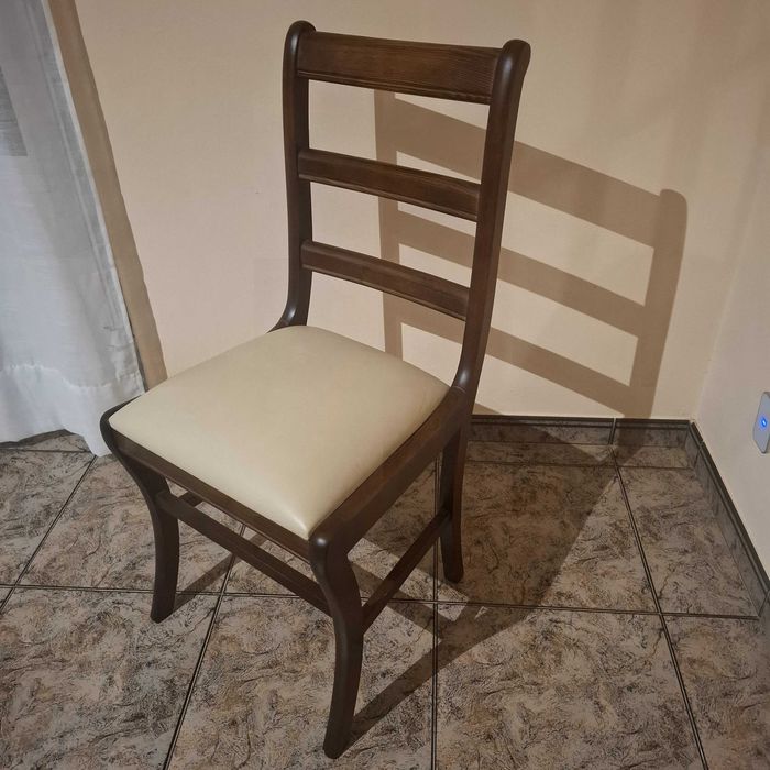 Vendo mesa de carvalho maciço + 6 cadeiras assento em pele
