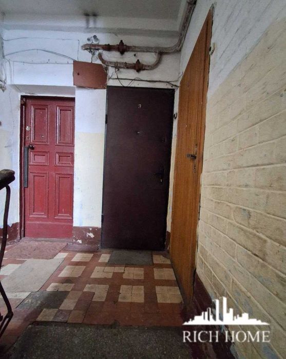 пер. Чугуєвський 12, м Берестейська 10 хв, 2к роздільні кімнати, ГАЗ!