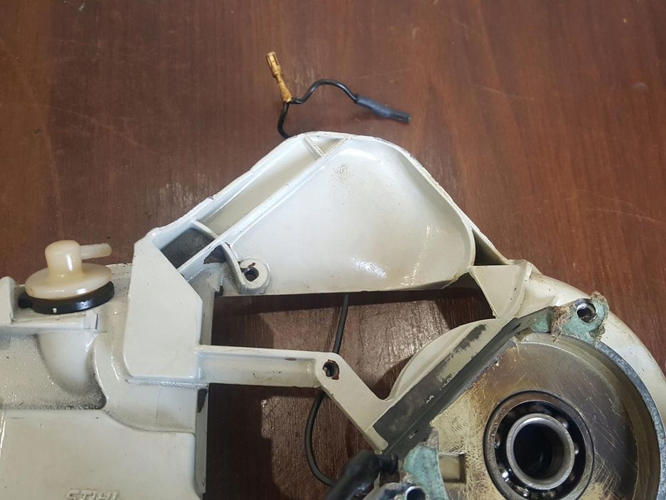 Stihl 031 032 Karter Połówka Silnika Zbiornik Blok