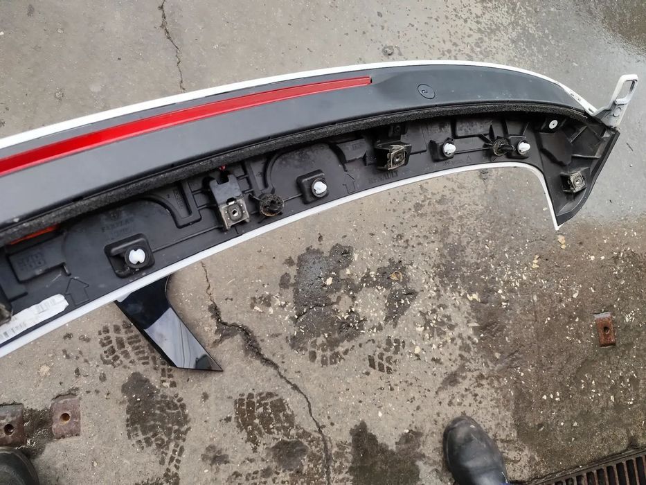 RENAULT CLIO 5 V AILERON SPOILER TRAS - SP009