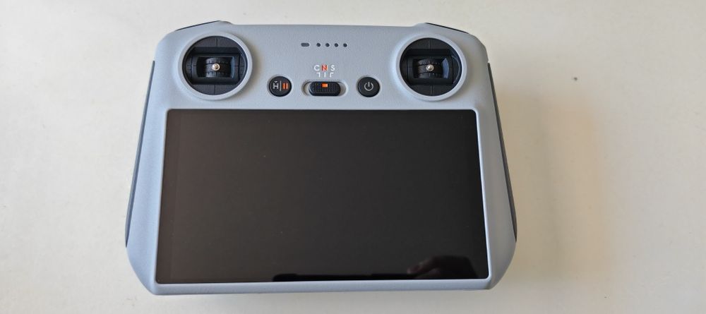Dron dji mini 3 + rc nowy 2 lata gwarancji