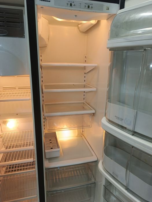 Холодильник Amana Side by side