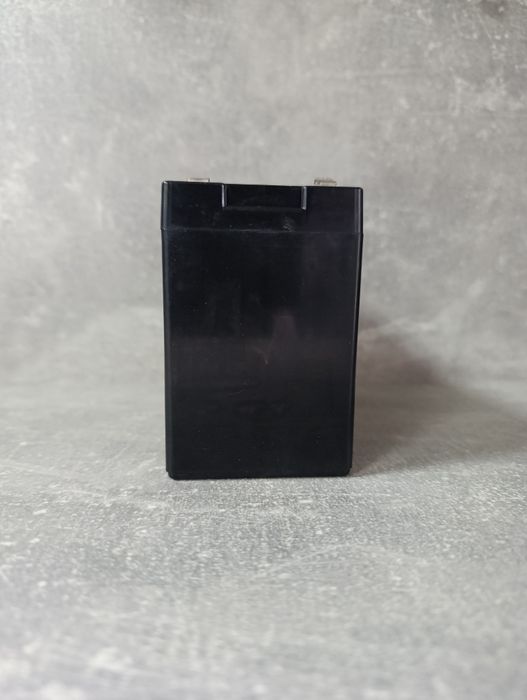 Акумуляторна батарея для оприскувачів 12v.8A/h.