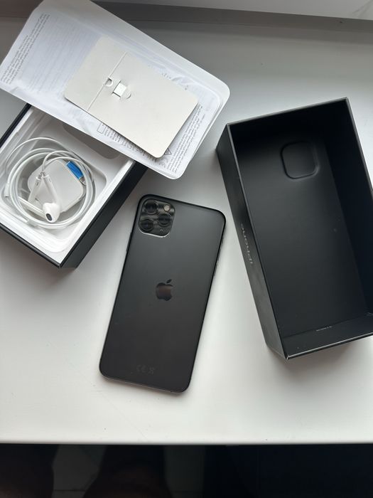 iPhone 11 PROmax 265GB