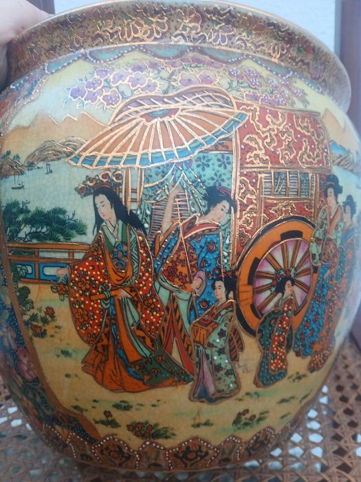 Vaso Satsuma pintado à mão