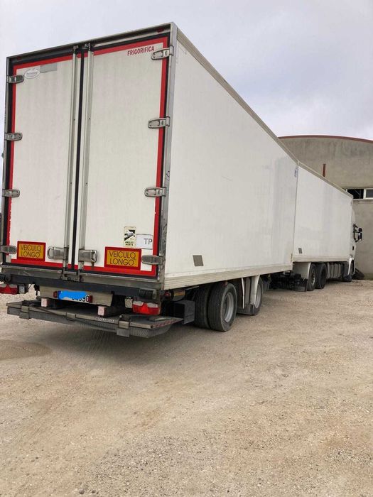 Scania R580 6x2 + Chico Frigorifico ano 2017