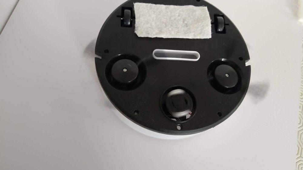 Mini robot aspirador sweepin, branco, utilizado uma vez para experimentar.