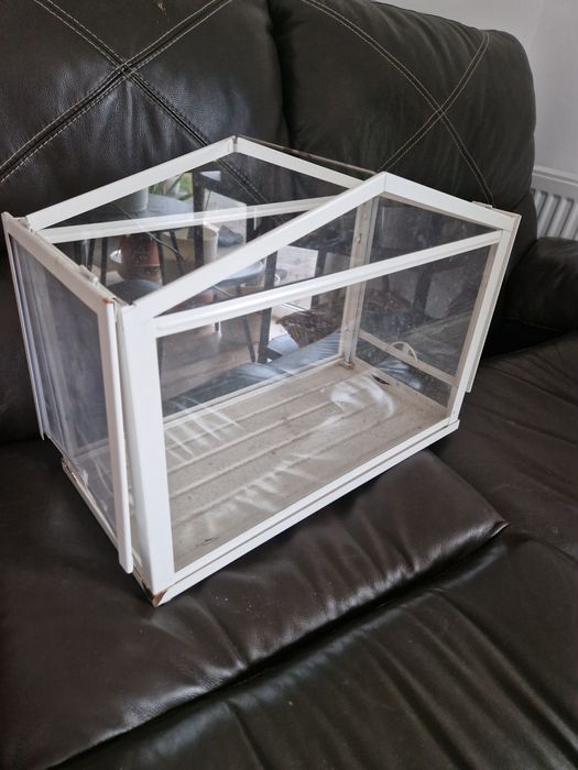 Szklarnia domowa Ikea