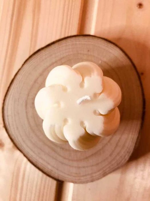 Vela decorativa artesanal