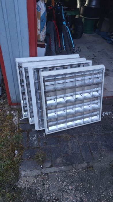 Lampy sufitowe 60 x 60 garaż pomieszczenie gospodarcze