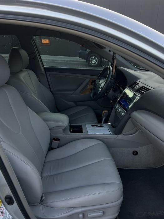 Продається автомобіль Toyota Camry !!!