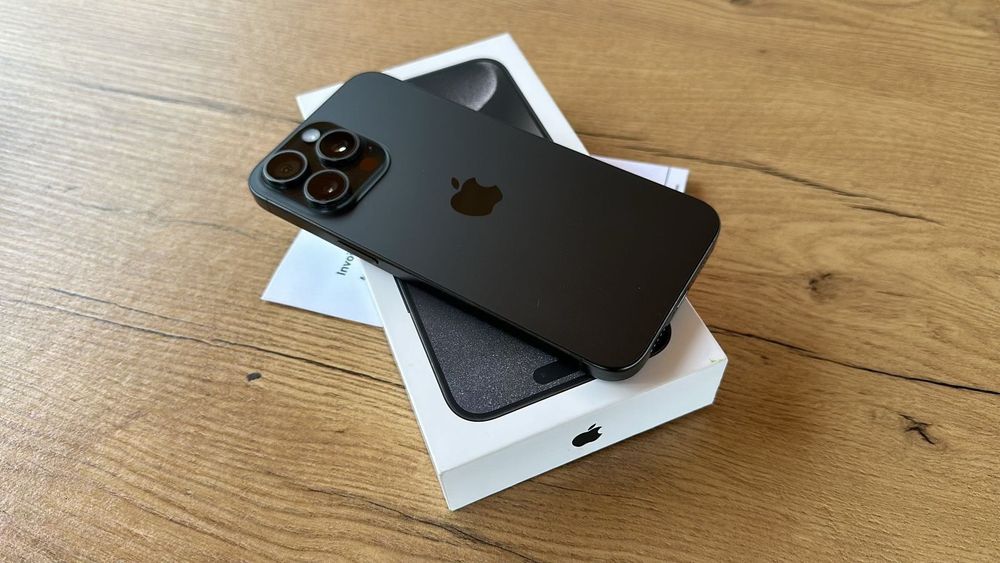 Vendo iPhone 15 Pro 128Gb Livre Preto Fatura Garantia
