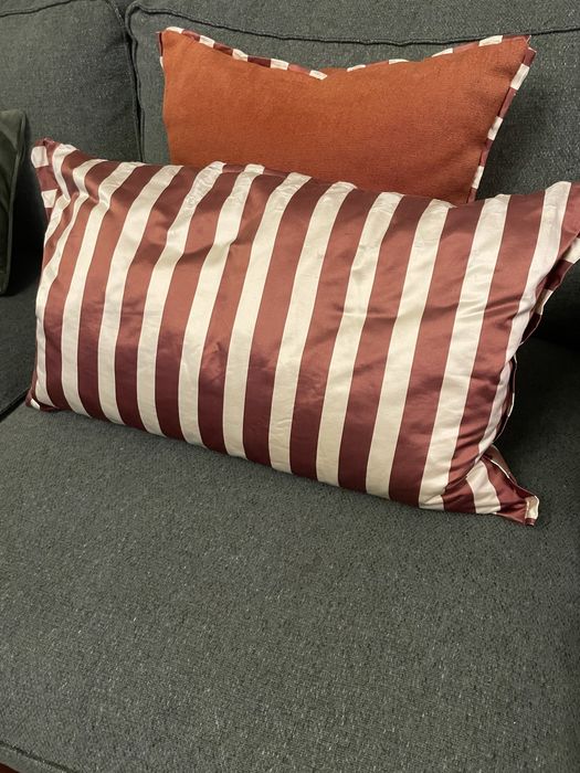 2 Almofadas linho e seda bordeaux