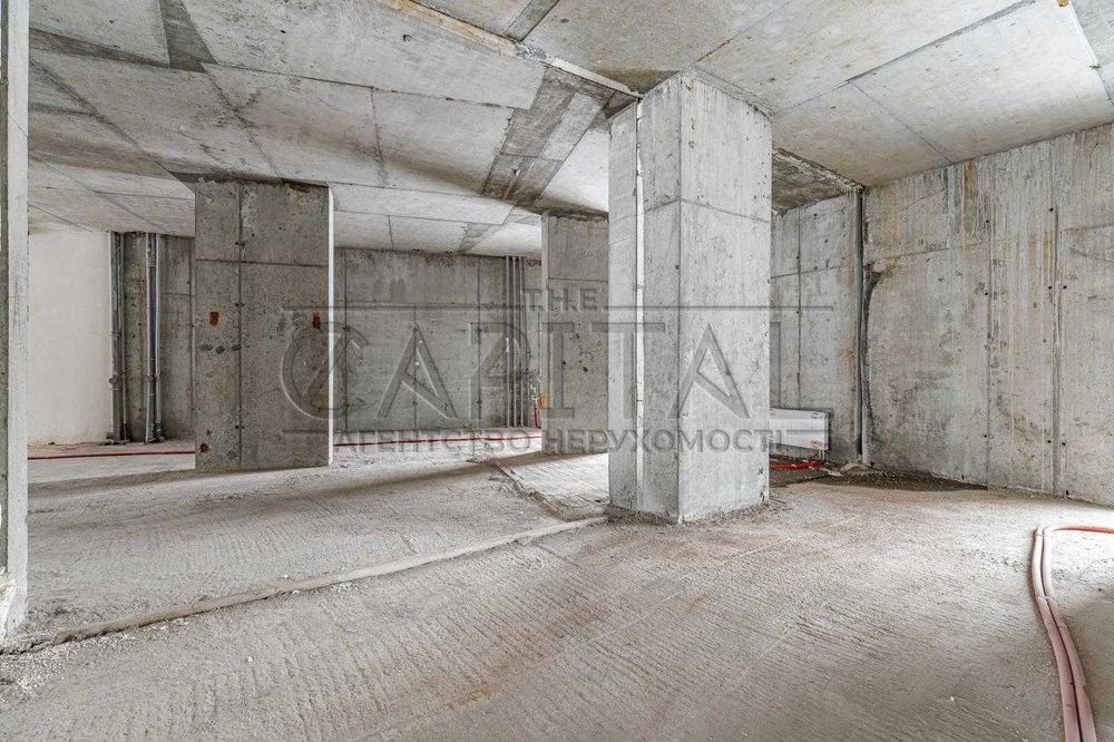 Продаж/Торгівельна площа/Хмельницького Богдана/Центр/684m2/1 150 000 $/Київ