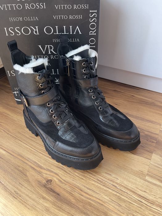 Продам зимние кожаные ботинки VITTO ROSSI