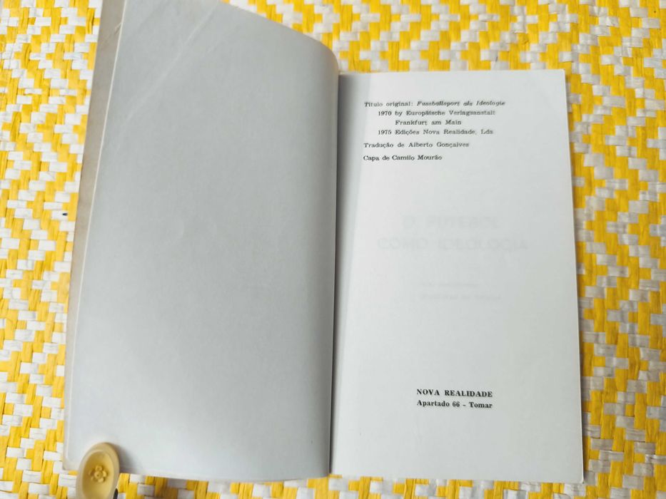 O Futebol Como Ideologia
Gerhard Vinnai