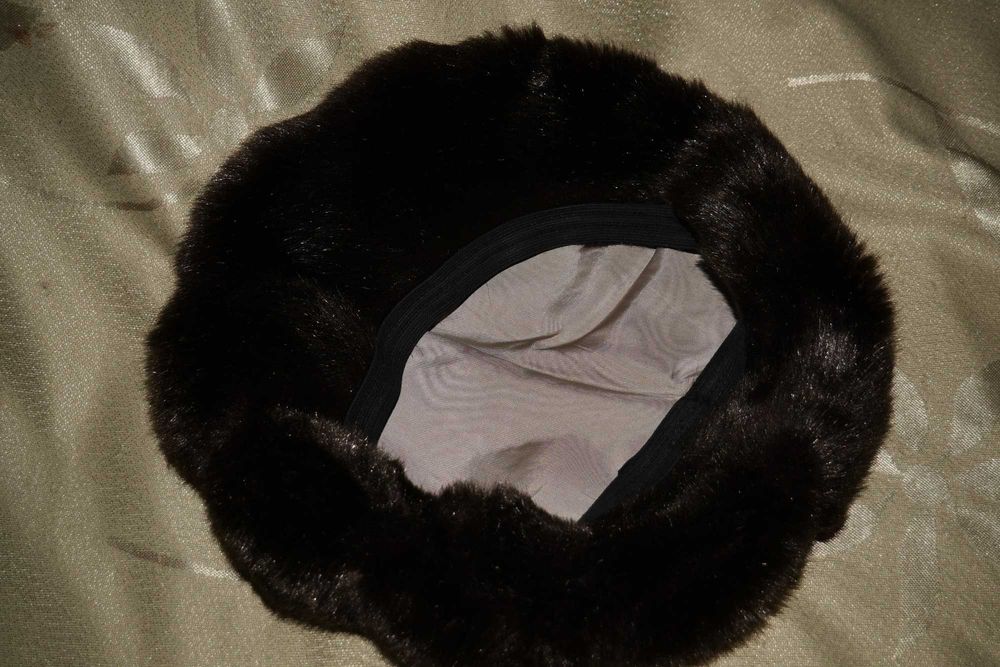 Beret ciepły zimowy futrzany brązowy ciemny unisex