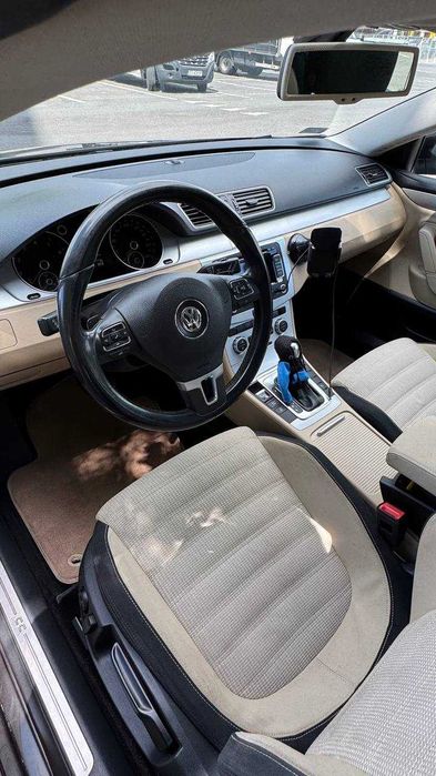 Volkswagen CC.