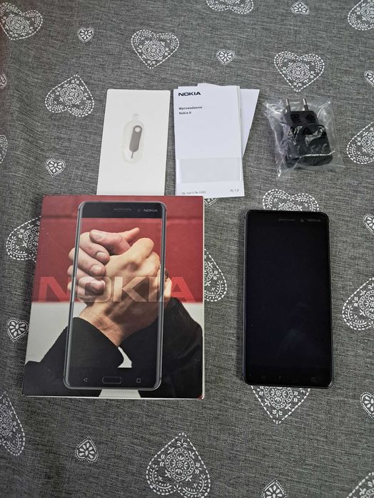 Telefon -  Nokia 6