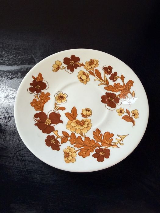 bone china - купити предмети колекціонування - Ціна на OLX.ua