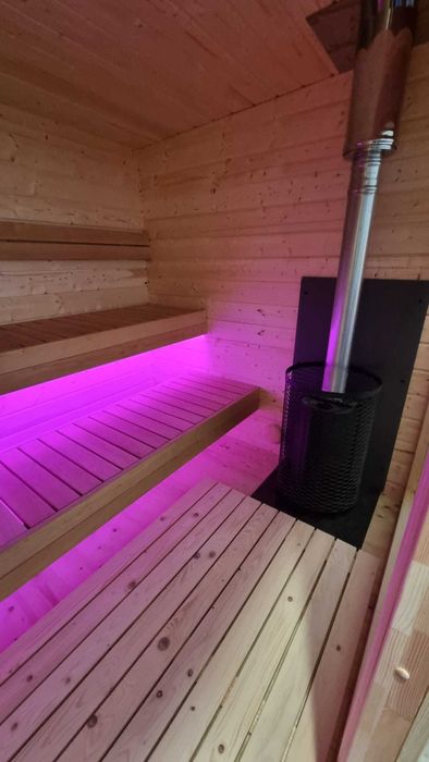 Sauna ogrodowa fińska piec opalany drewnem oświetlenie LED