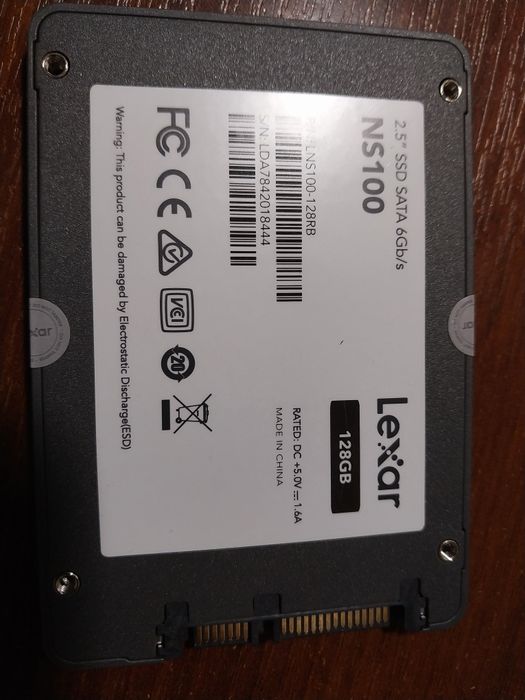 SSD диск   Lexar