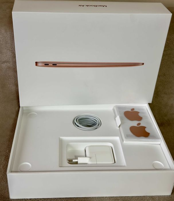 MacBook Air M1 16GB/256GB  stan jak nowy