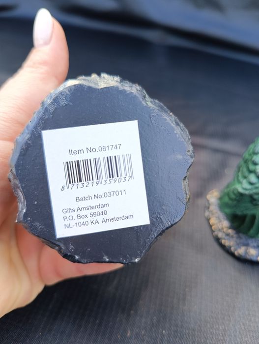 Plastikowe papugi figurki