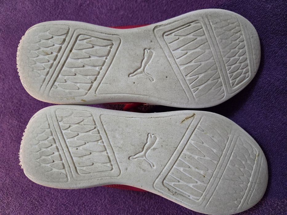 Skórzane buty Puma Ferrari Formuła 1 na rzepy rozm. 31