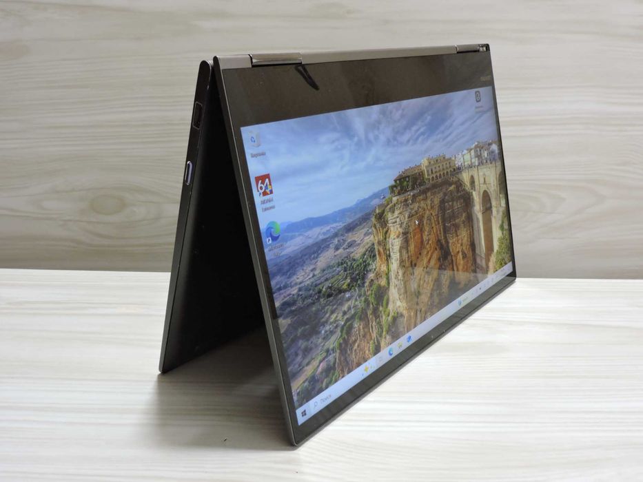 трансформер Lenovo Yoga /13.3” FullHD IPS/ i5-8250U/ 8GB/ 512GB/UHD