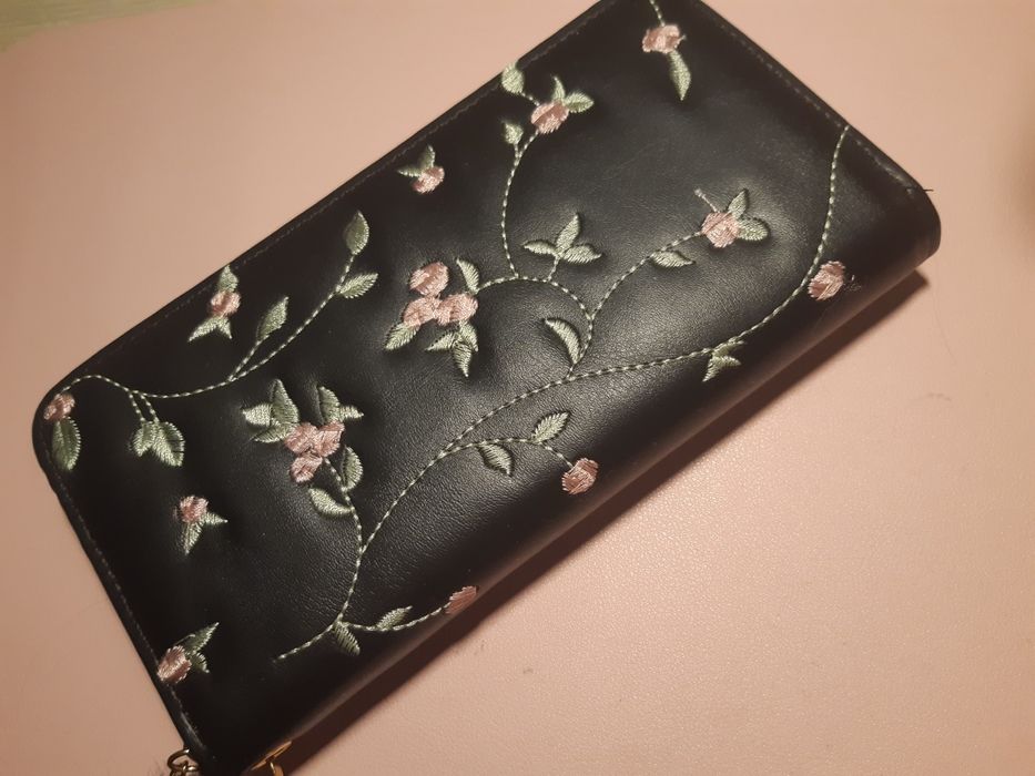 Portfel w kwiatki