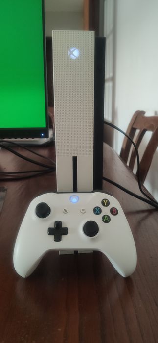 Xbox One S - 500GB