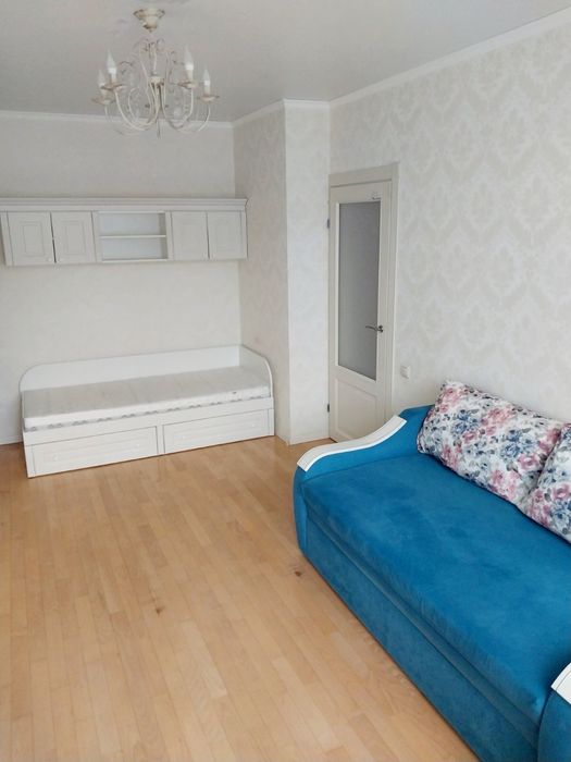 Затишна квартира з мінімальним оформленням